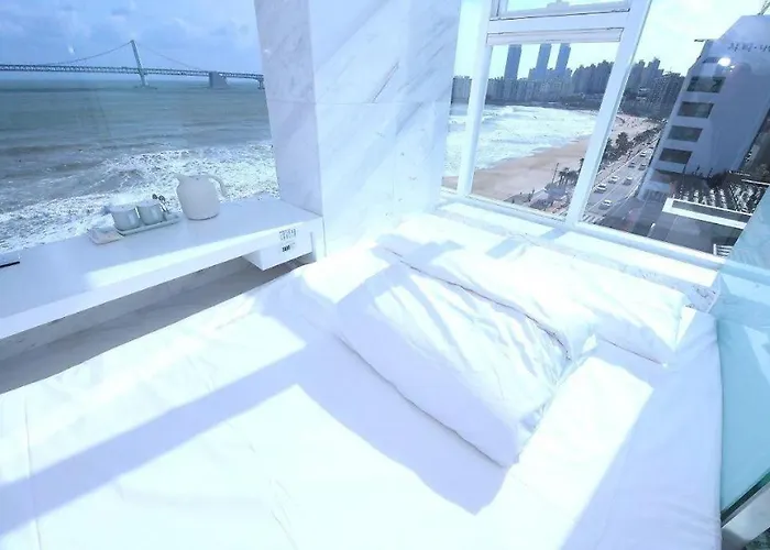 Hotel with view: Gwanganli Hotel 1
